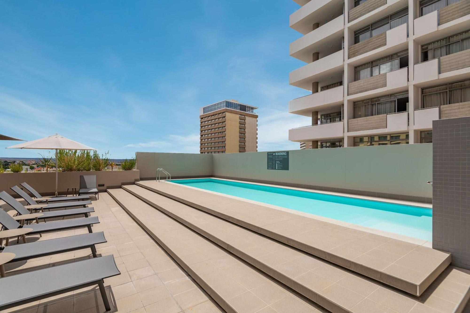 Hilton Garden Inn Windhoek Exterior foto